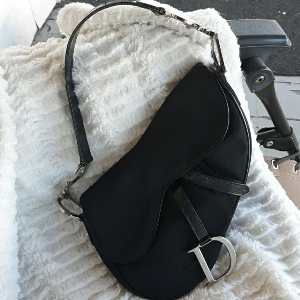 ⭐Authentic Dior Vintage Saddle bag⭐